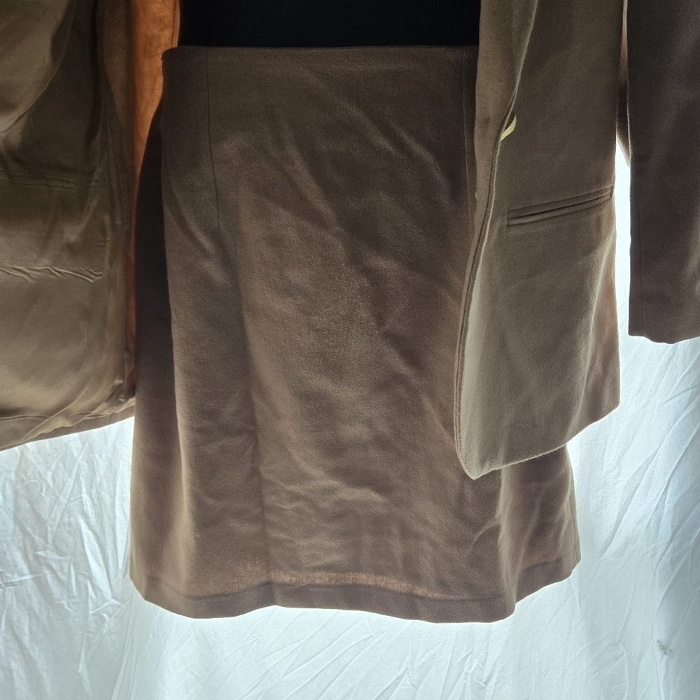 Vintage Wool Suit - Picture 6 of 11